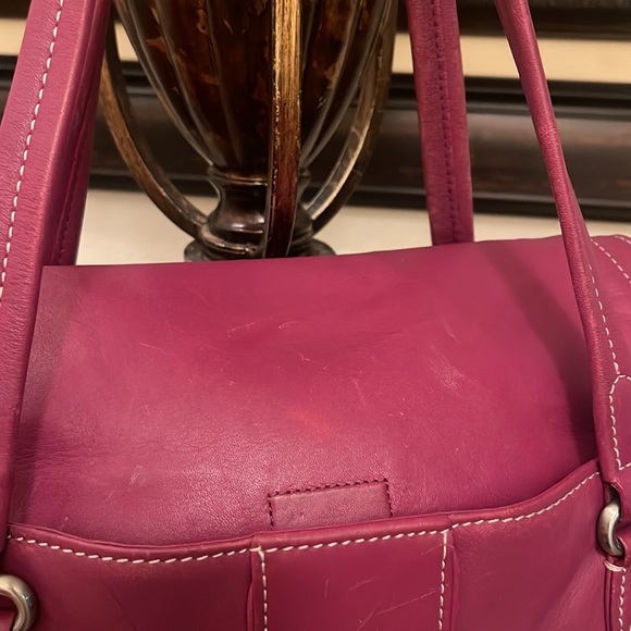 Cole Haan please check all picture of condition - Picture 6 of 16